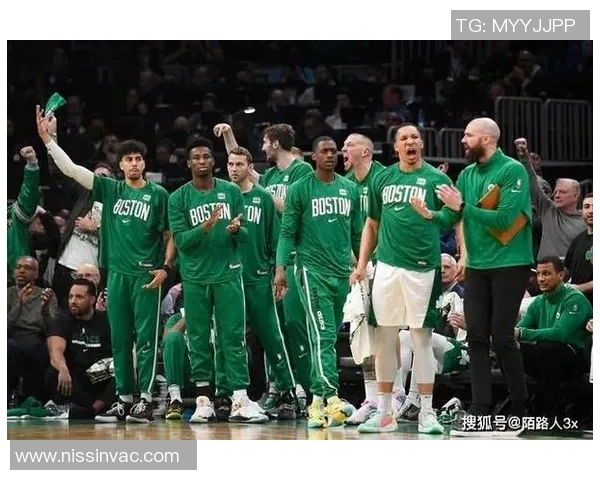 凯尔特人足球队当家球星:他如何引领球队走向辉煌并挑战欧洲赛场的巅峰 凯尔特人足球队当家球星:他如何引领球队走向辉煌并挑战欧洲赛场的巅峰